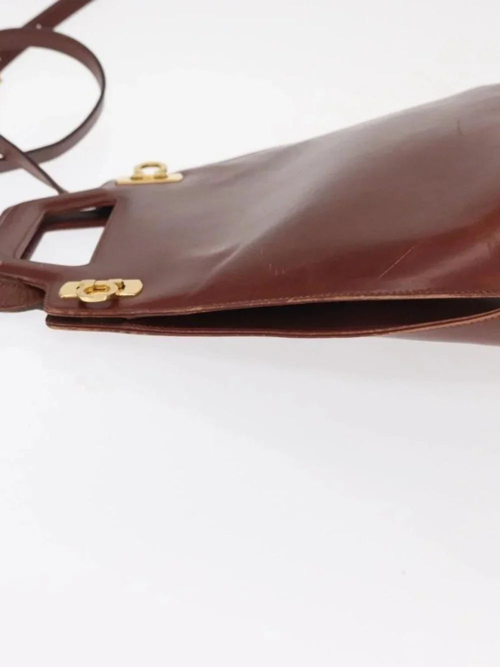 Salvatore Ferragamo Gancini Shoulder Bag Leather Brown Gold Auth 159579